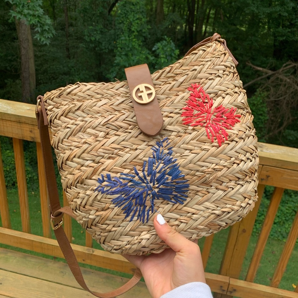 Straw Crossbody Giani Bernini
